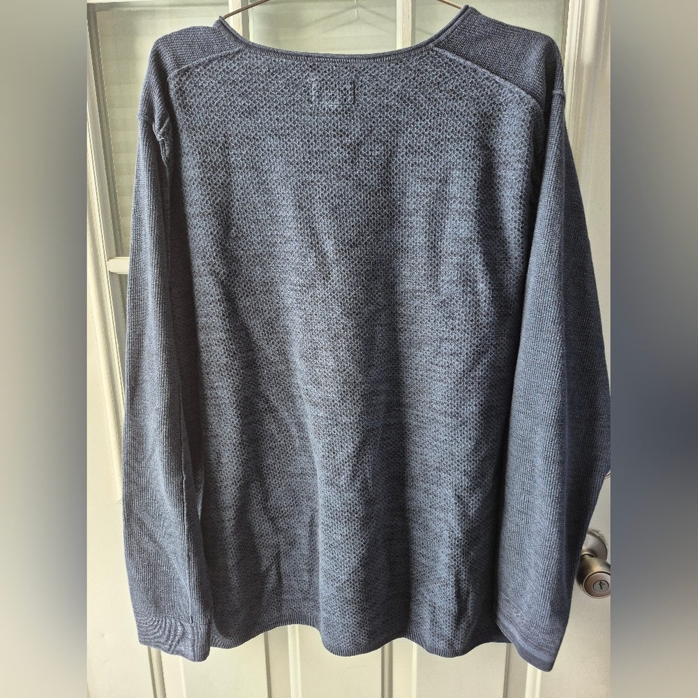 Men's Blue V-Neck Sweater - Picture 2 of 5